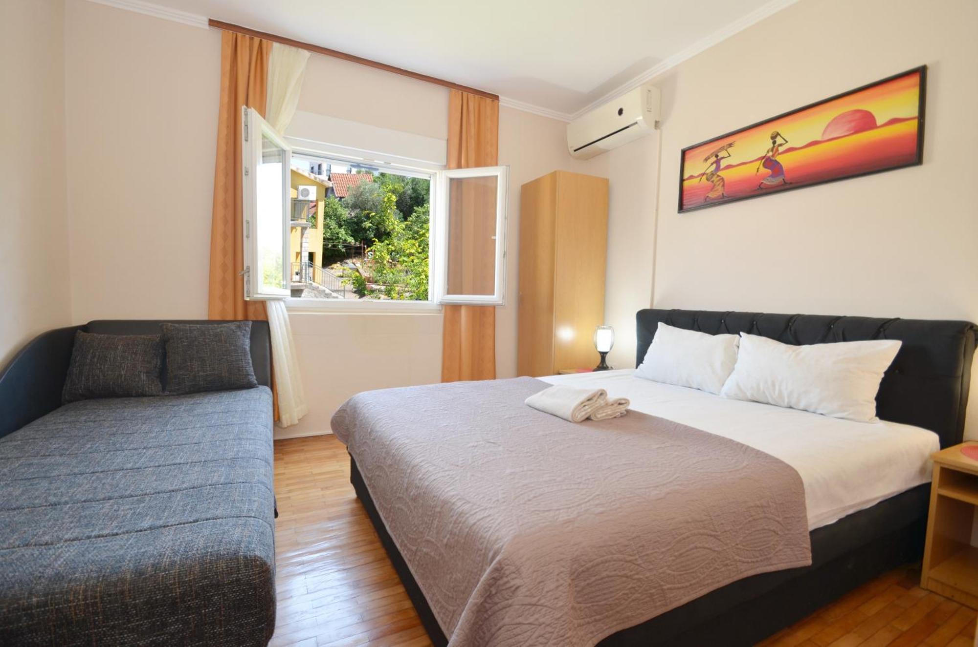Stradioti Apartments Tivat Exterior foto