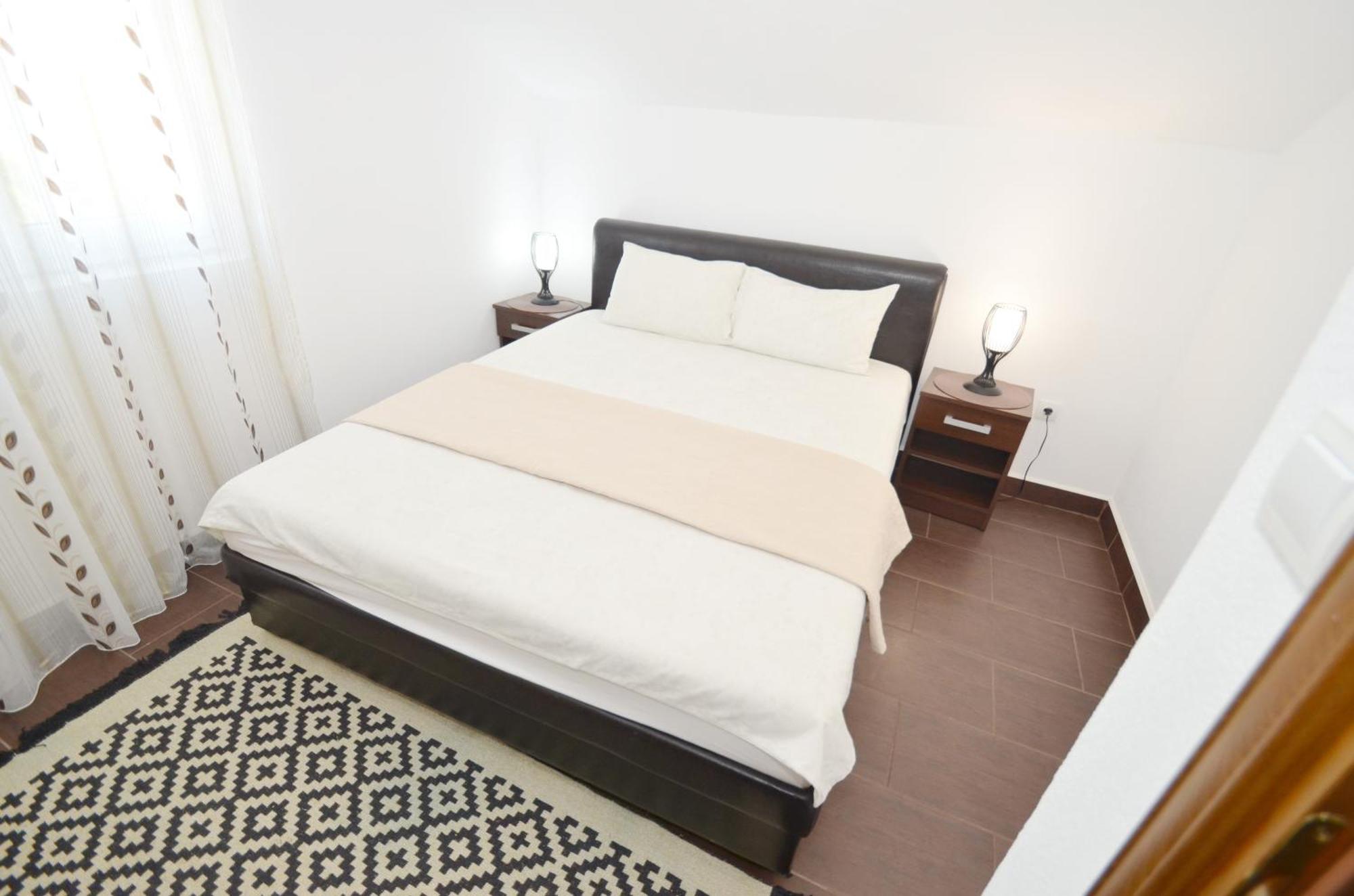 Stradioti Apartments Tivat Zimmer foto